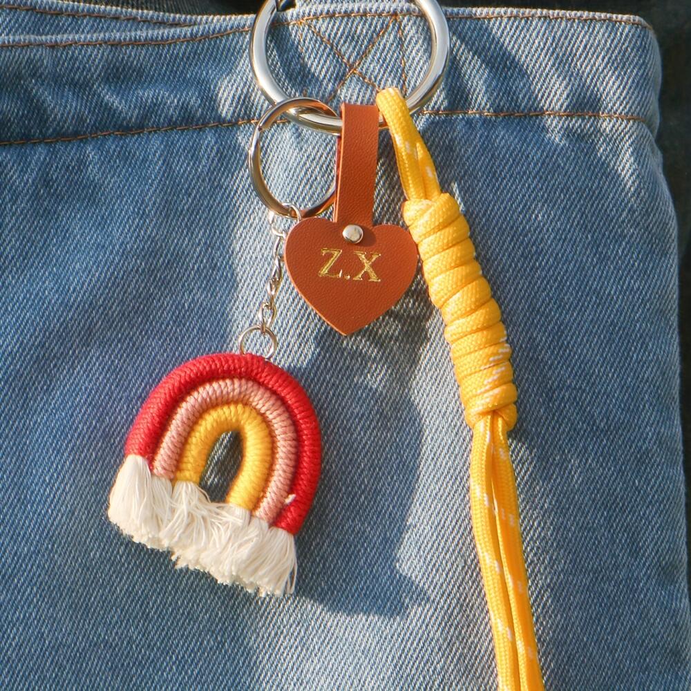 Gantungan Kunci Macrame Pelang - Monogram Keychain Leather ulasan dan harga