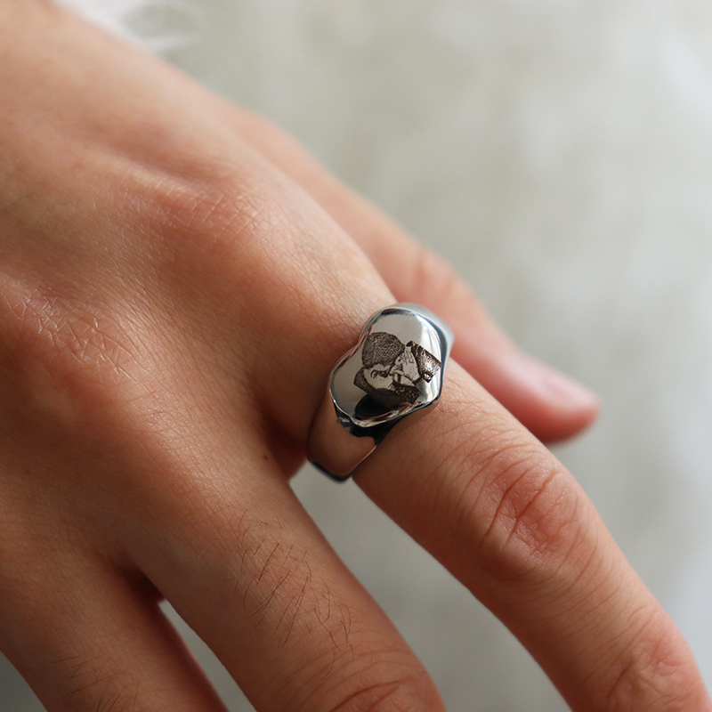 Cincin Bulat dengan Ukiran Gam - Initial Ring Custom ulasan dan harga