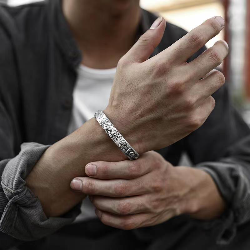 Gelang Manset Pembukaan Ukiran - Coordinates Bracelet ulasan dan harga